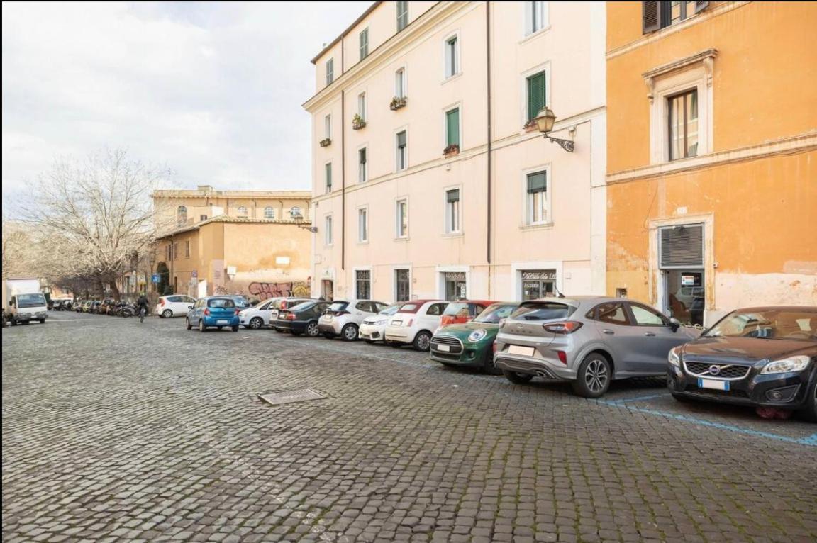 Carolina'Snest In Trastevere Appartement Rome Buitenkant foto